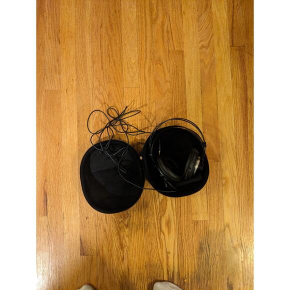 AKG K240 MKII - Picture 1 of 3